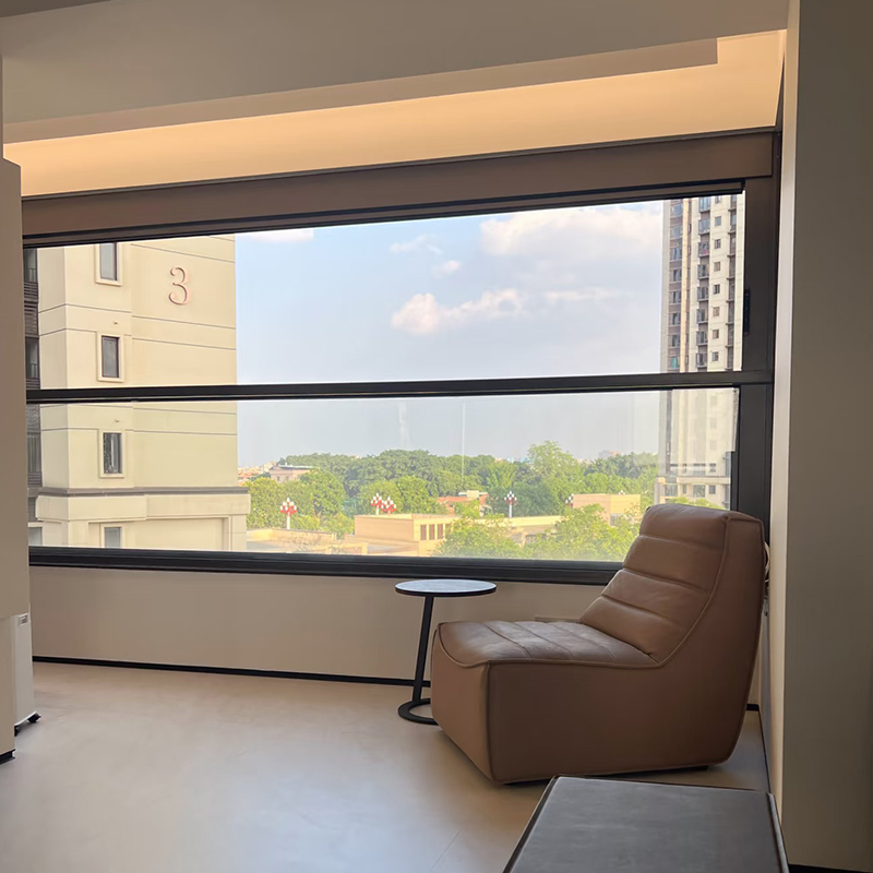 Einstellbares elektrisches Hubfenster